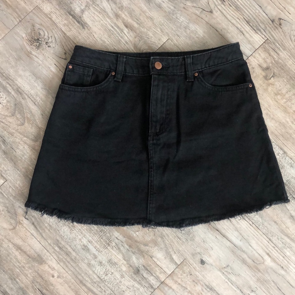 H&M Black Denim Skirt